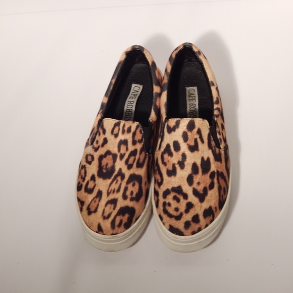 Cape Robbins in Women - Picture 3 of 4